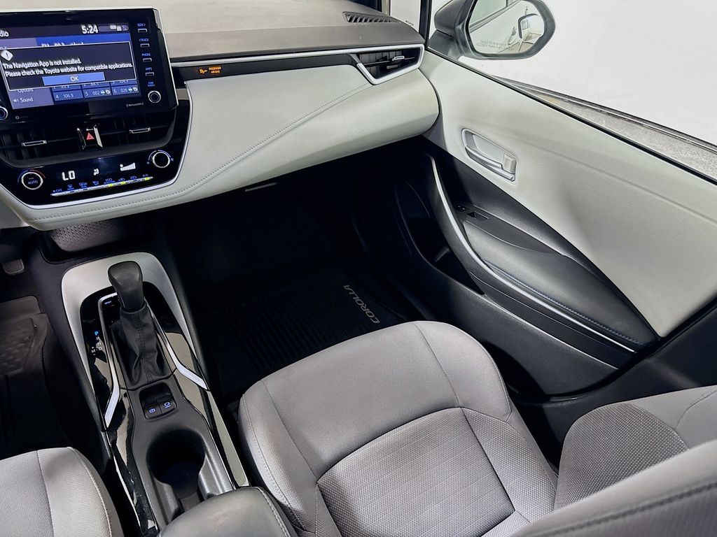 2021 Toyota Corolla SE photo 21