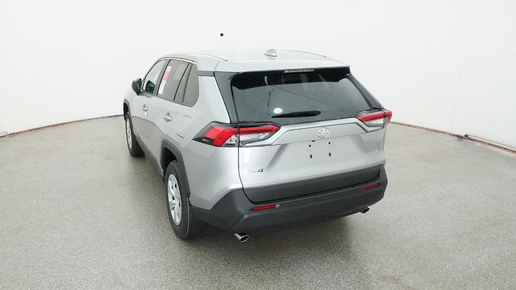 2025 Toyota RAV4 LE photo 16