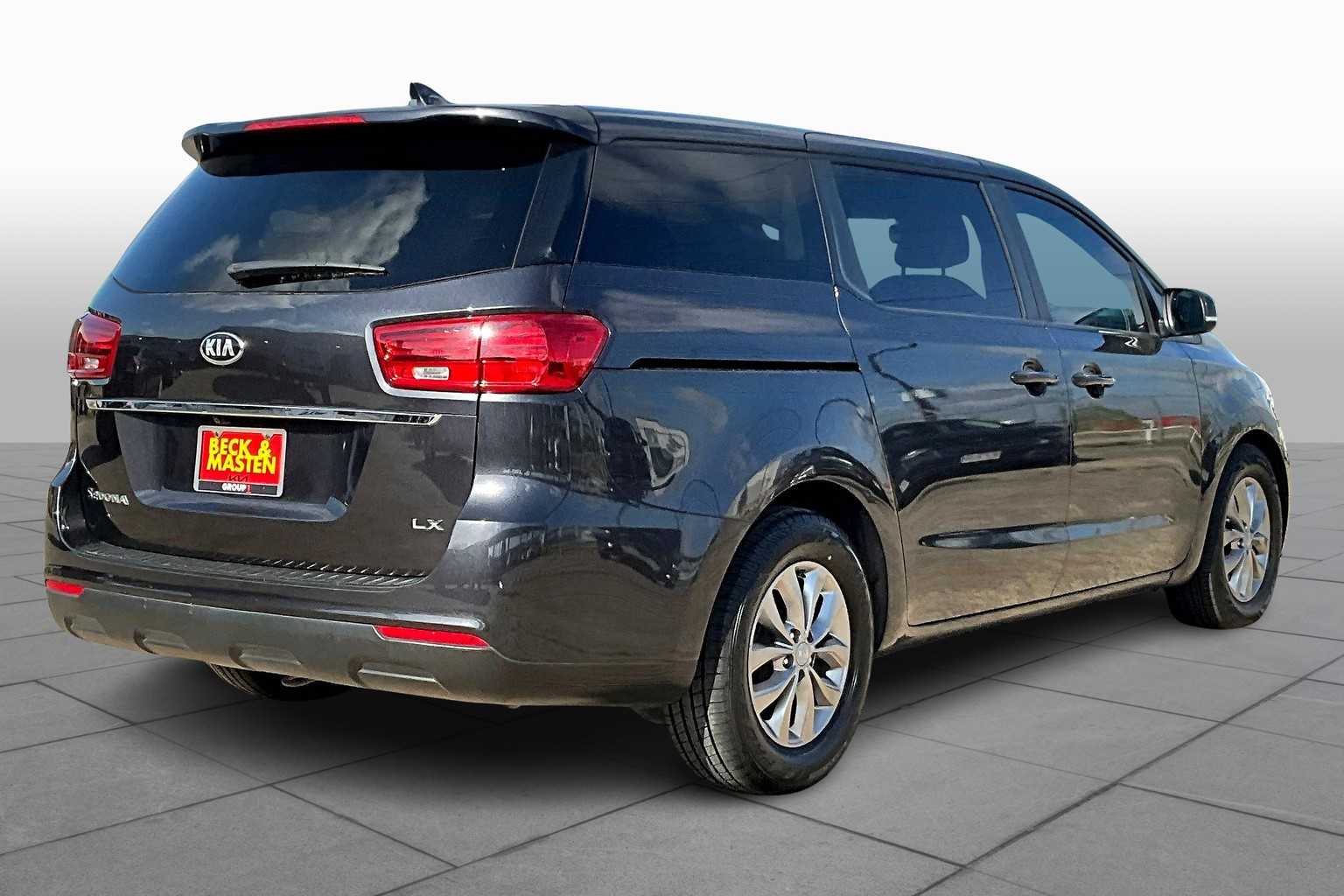 2020 Kia Sedona LX EX photo 12