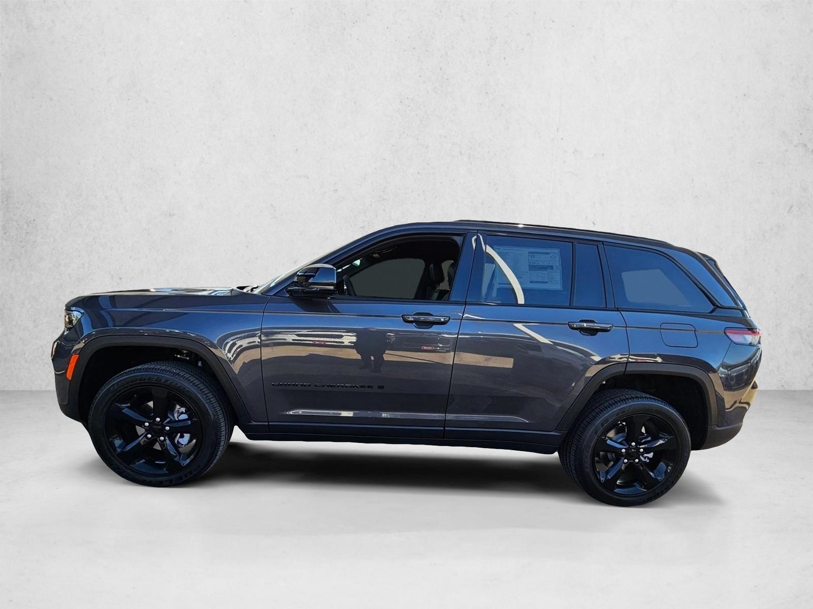 2025 Jeep Grand Cherokee Altitude X photo 4