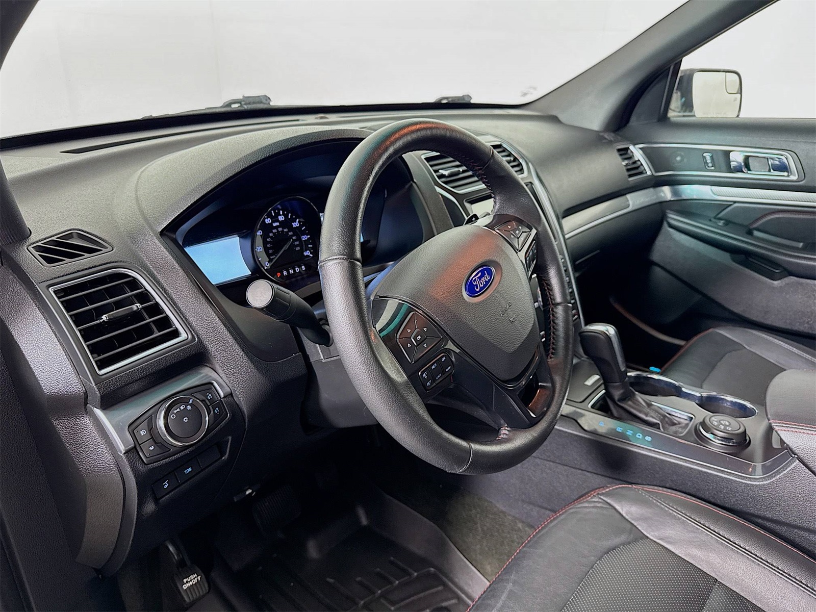2017 Ford Explorer Sport photo 6