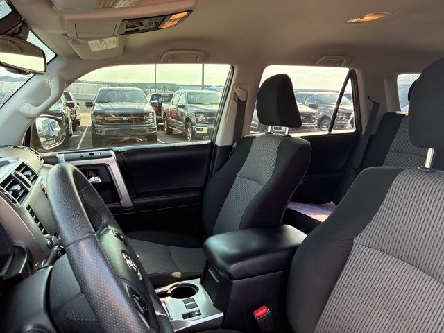 2021 Toyota 4Runner SR5 photo 3