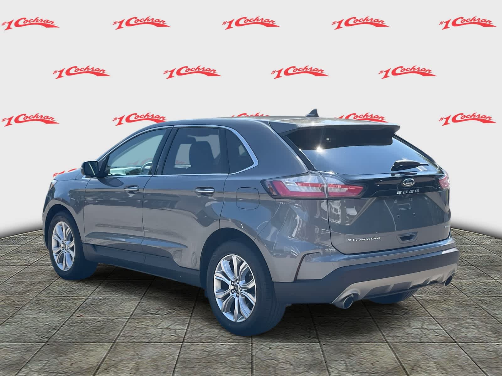 2024 Ford Edge Titanium photo 5