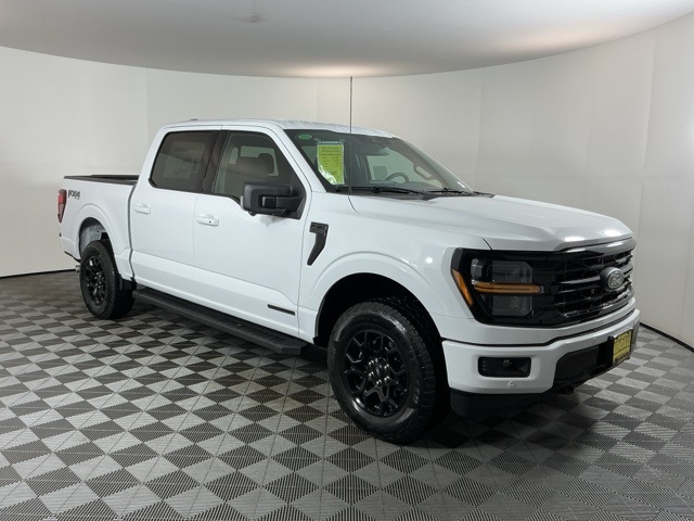 2025 Ford F-150 XLT photo 3