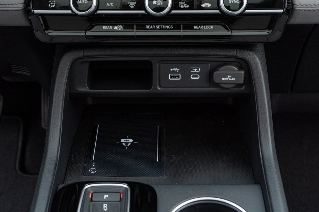 2025 Honda Pilot Touring photo 22