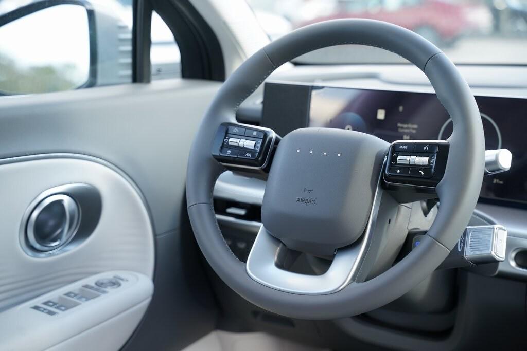 2026 Hyundai Ioniq SEL photo 10