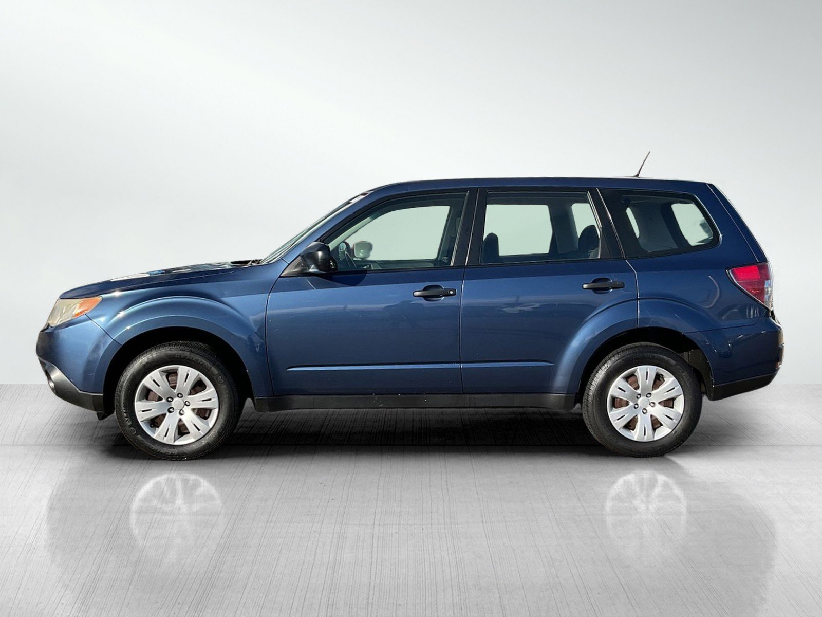 Used 2013 Subaru Forester X with VIN JF2SHBAC9DH434741 for sale in Brainerd, Minnesota