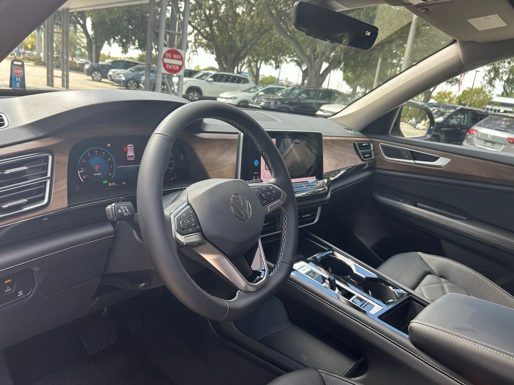 2026 Volkswagen Atlas SE Technology photo 4