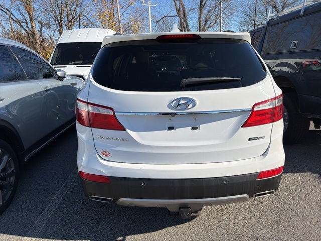 2015 Hyundai Santa Fe GLS photo 3