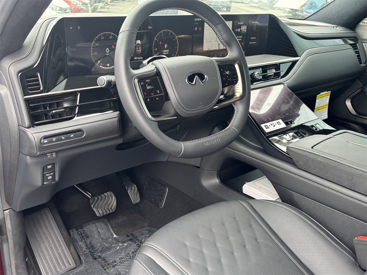 2025 Infiniti QX80 photo 19