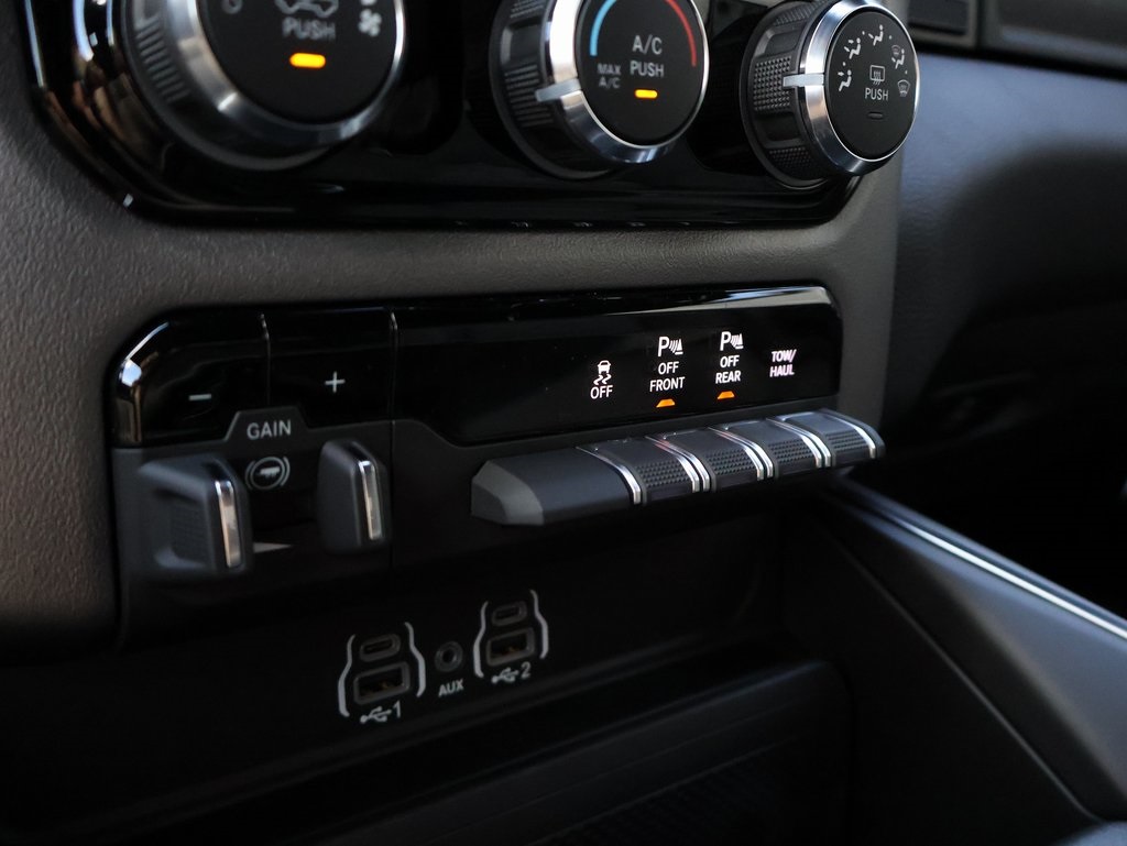 2026 Ram 1500 Big Horn Lone Star photo 38