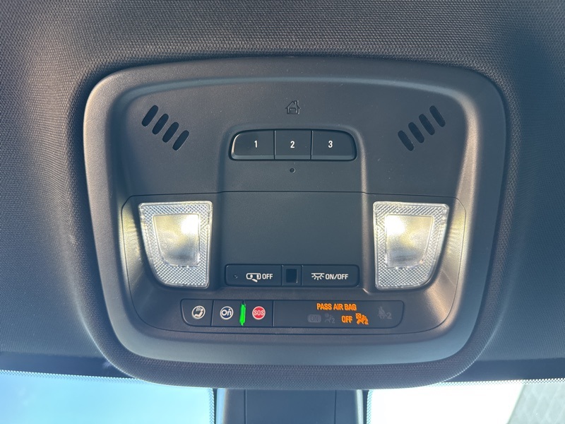 2023 Chevrolet Traverse photo 29