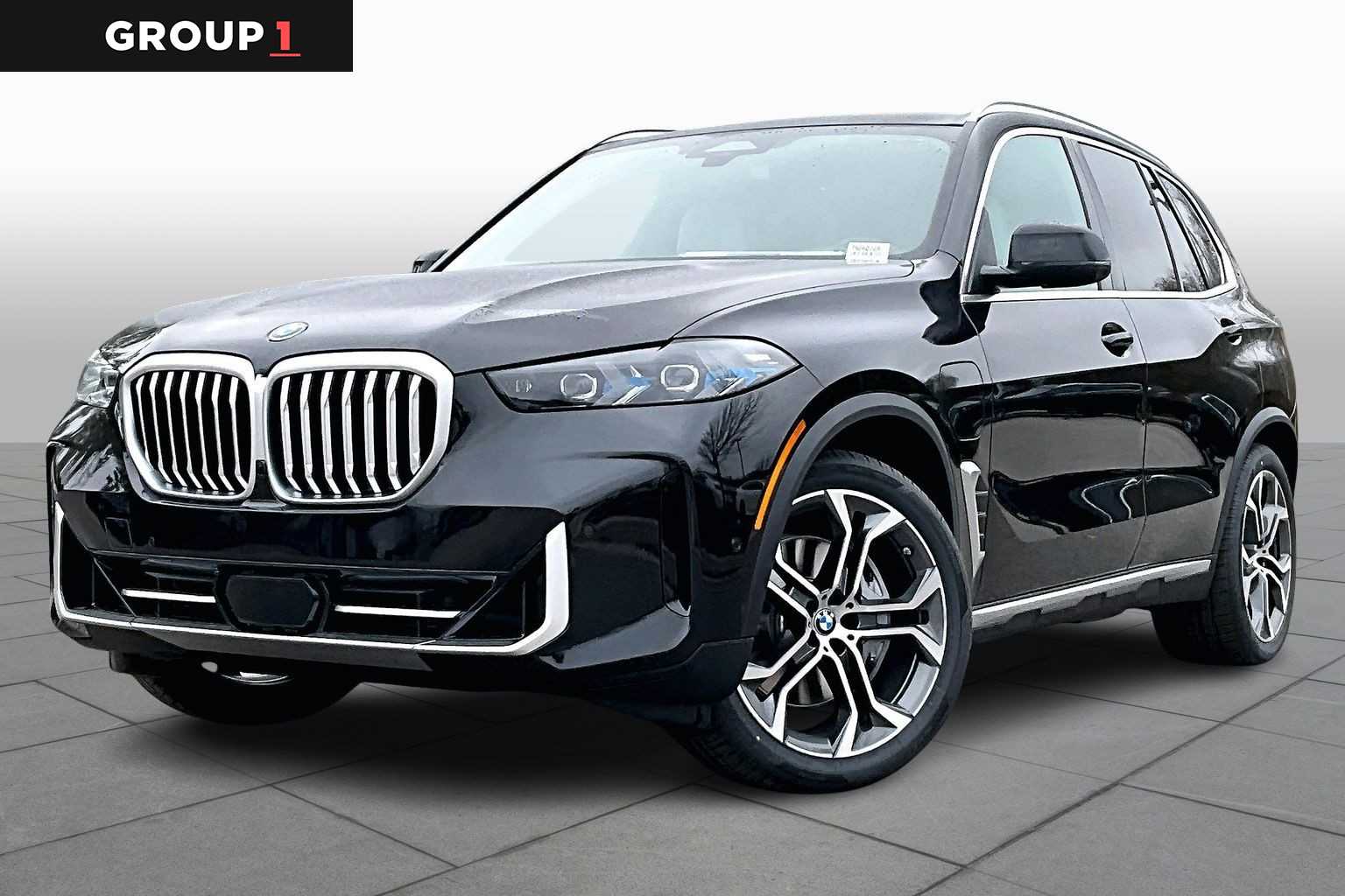2026 BMW X5 50e's photo