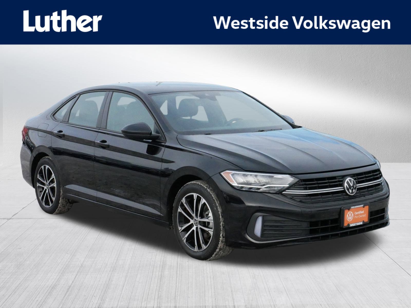 2022 Volkswagen Jetta Sport's photo