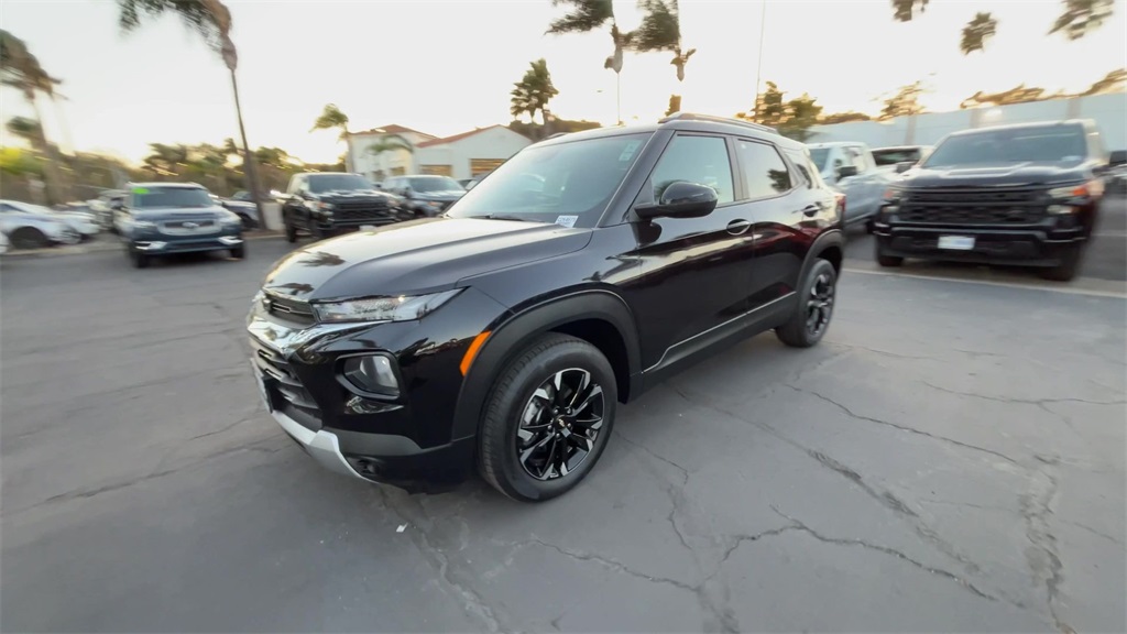 2023 Chevrolet Trailblazer LT photo 4