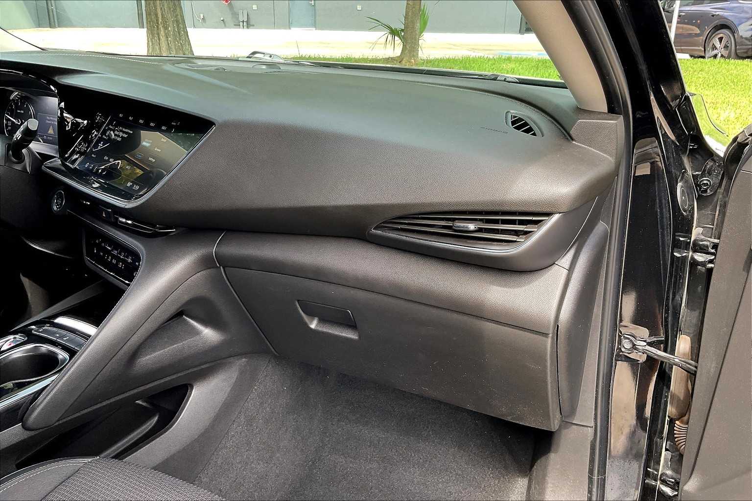 2022 Buick Envision Preferred photo 16