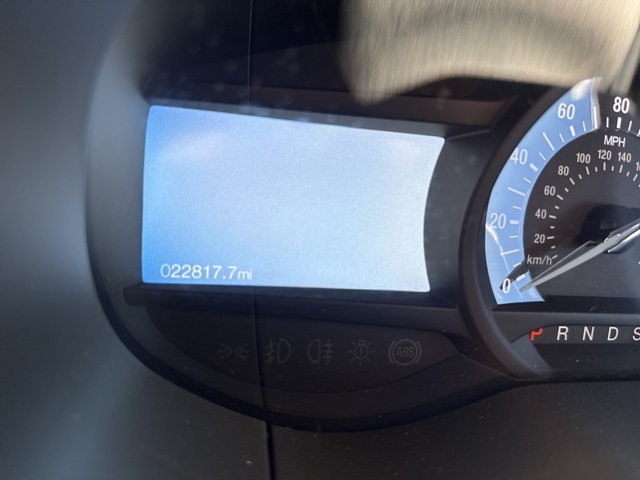 2023 Ford Edge ST photo 4