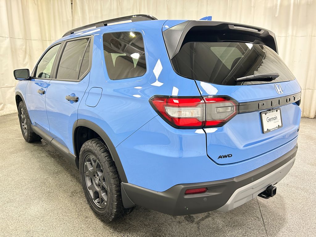 2025 Honda Pilot TrailSport photo 4