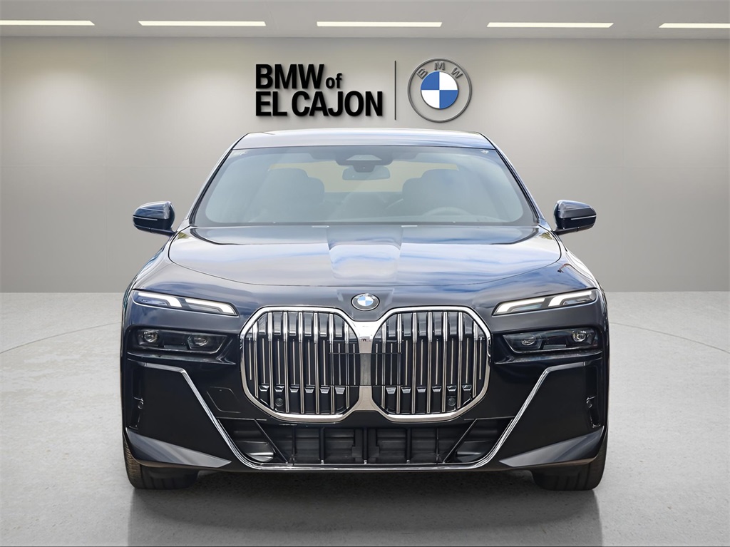 2025 Bmw 740i 740i xDrive photo 2