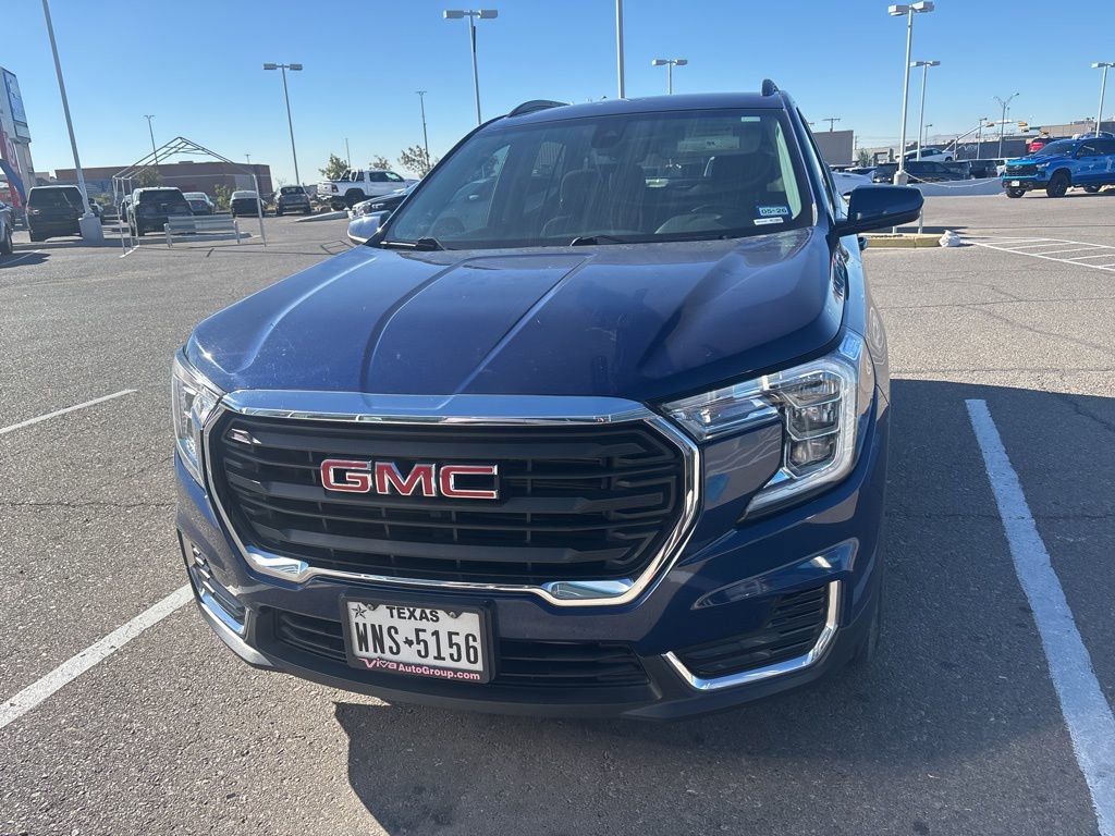 2022 Gmc Terrain SLE photo 3