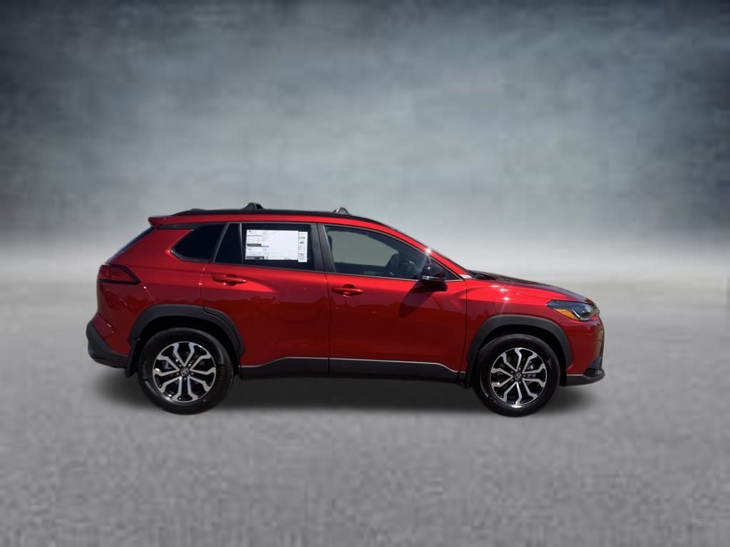 2025 Toyota Corolla Cross Hybrid SE photo 8