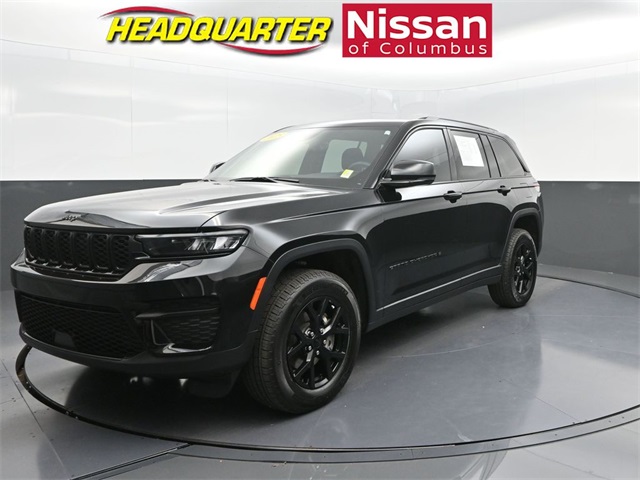 2025 Jeep Grand Cherokee Altitude's photo