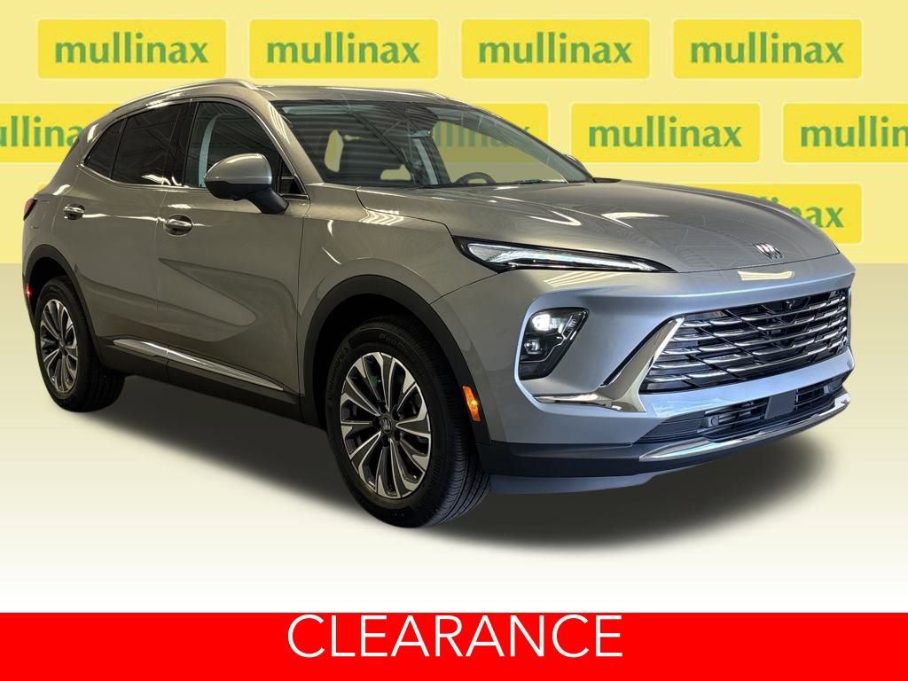 2025 Buick Envision Preferred's photo