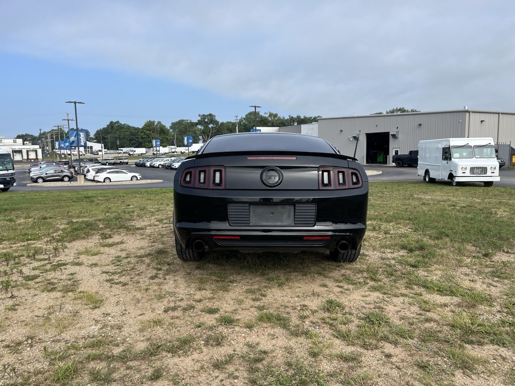 2014 Ford Mustang GT Premium photo 3