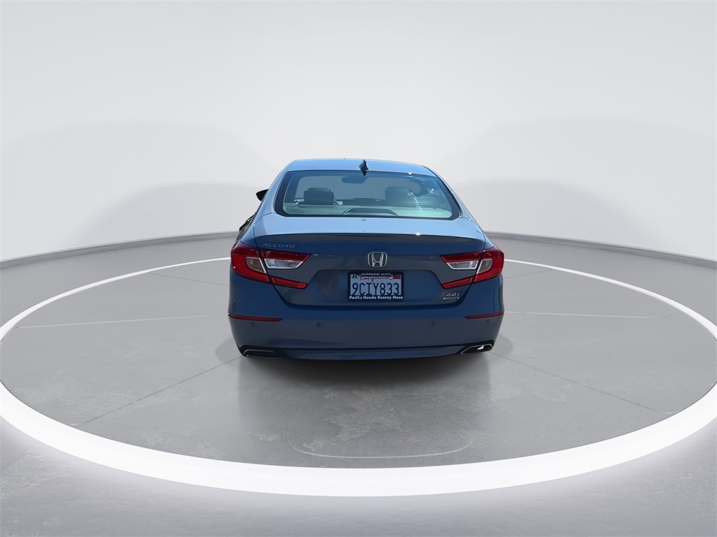 2022 Honda Accord Touring 2.0T photo 11