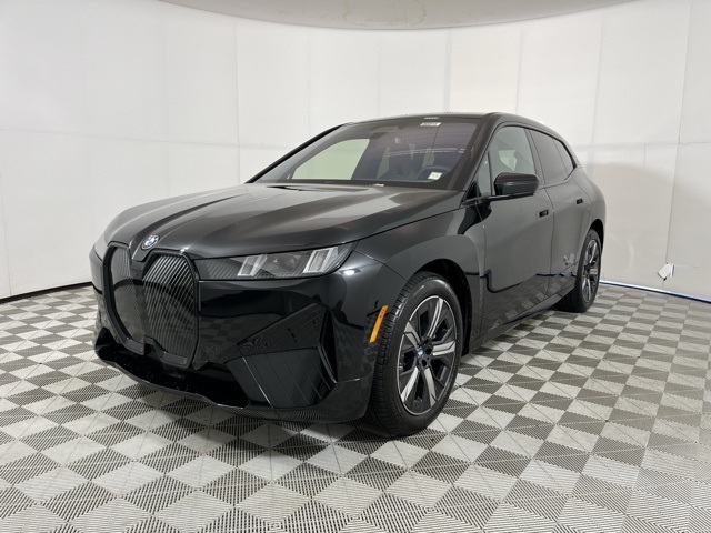 2026 Bmw iX photo 2