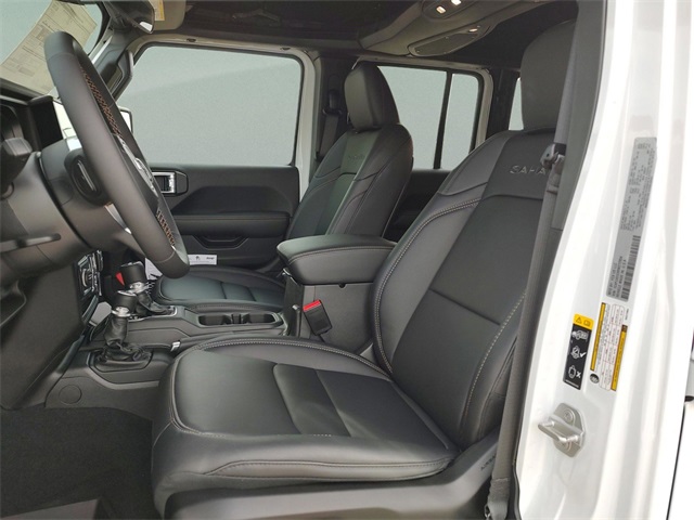 2024 Jeep Wrangler Sahara photo 26