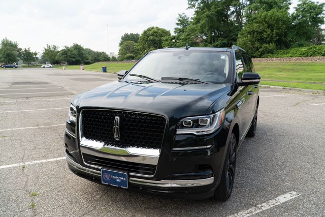 2023 Lincoln Navigator Black Label photo 3