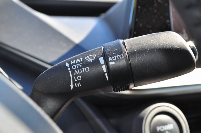 2023 Toyota Prius XLE photo 29