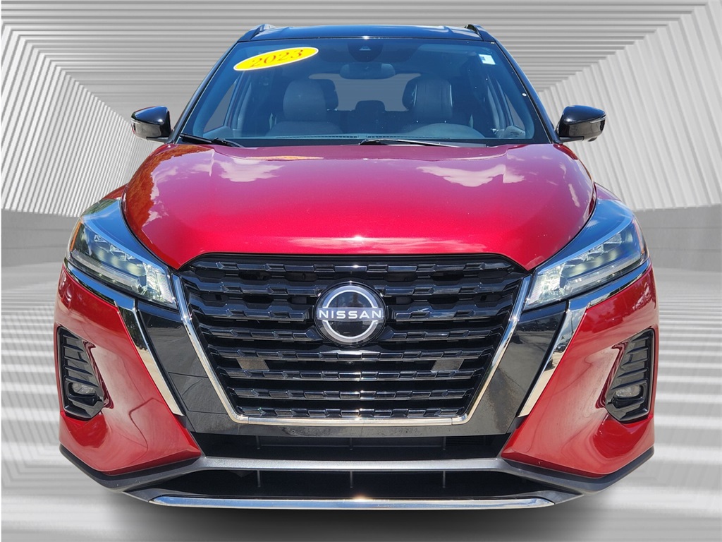 2023 Nissan Kicks SR photo 4