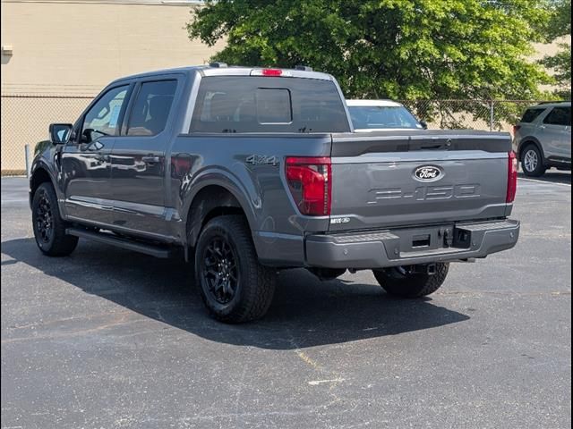 2025 Ford F-150 XLT photo 4