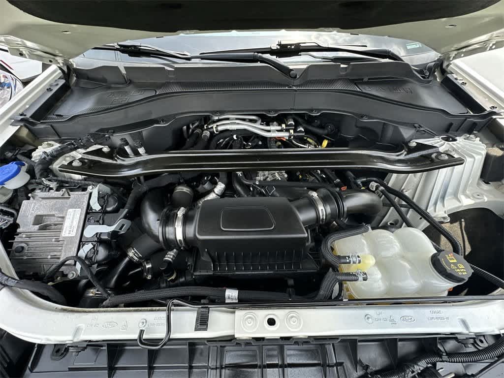 2022 Ford Explorer ST photo 26