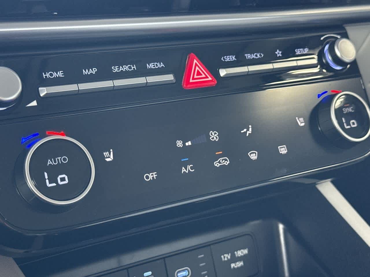 2025 Hyundai Tucson SEL Convenience photo 18