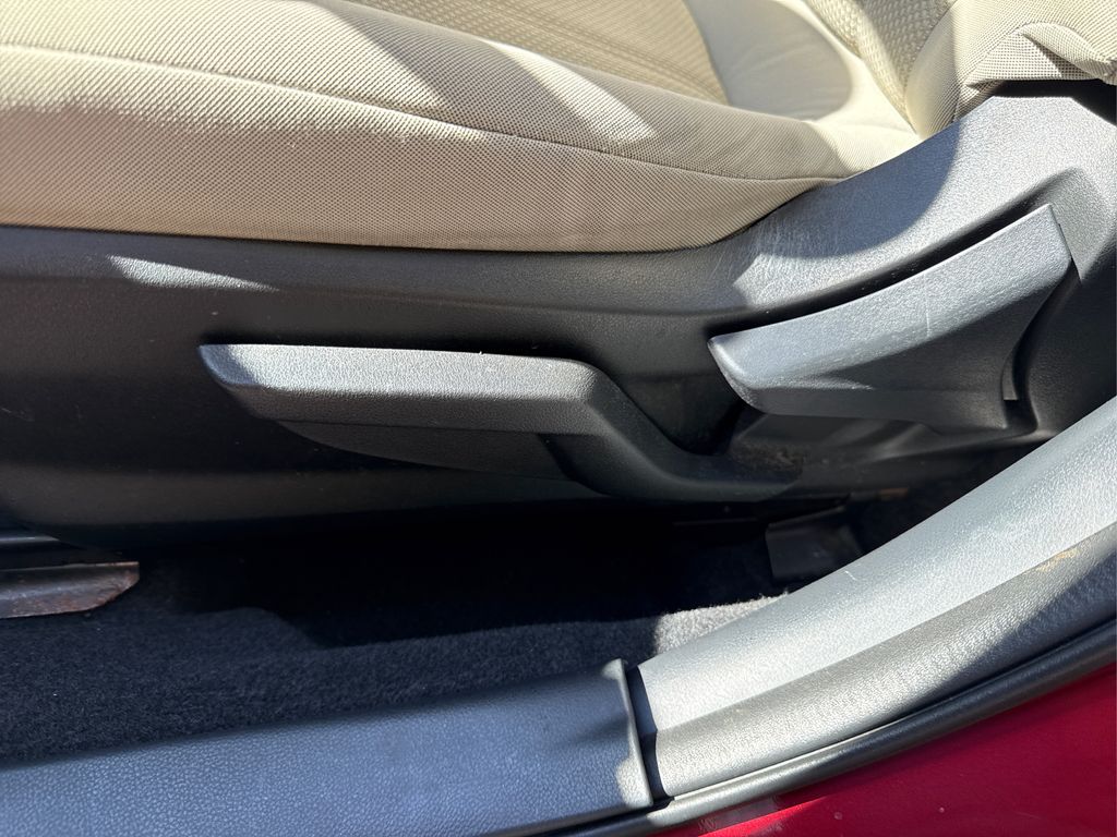 2017 Subaru Impreza 2.0i Premium photo 21