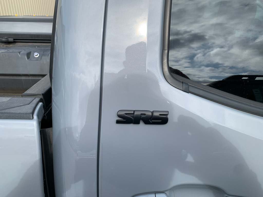 2021 Toyota Tacoma 4x4 SR photo 2