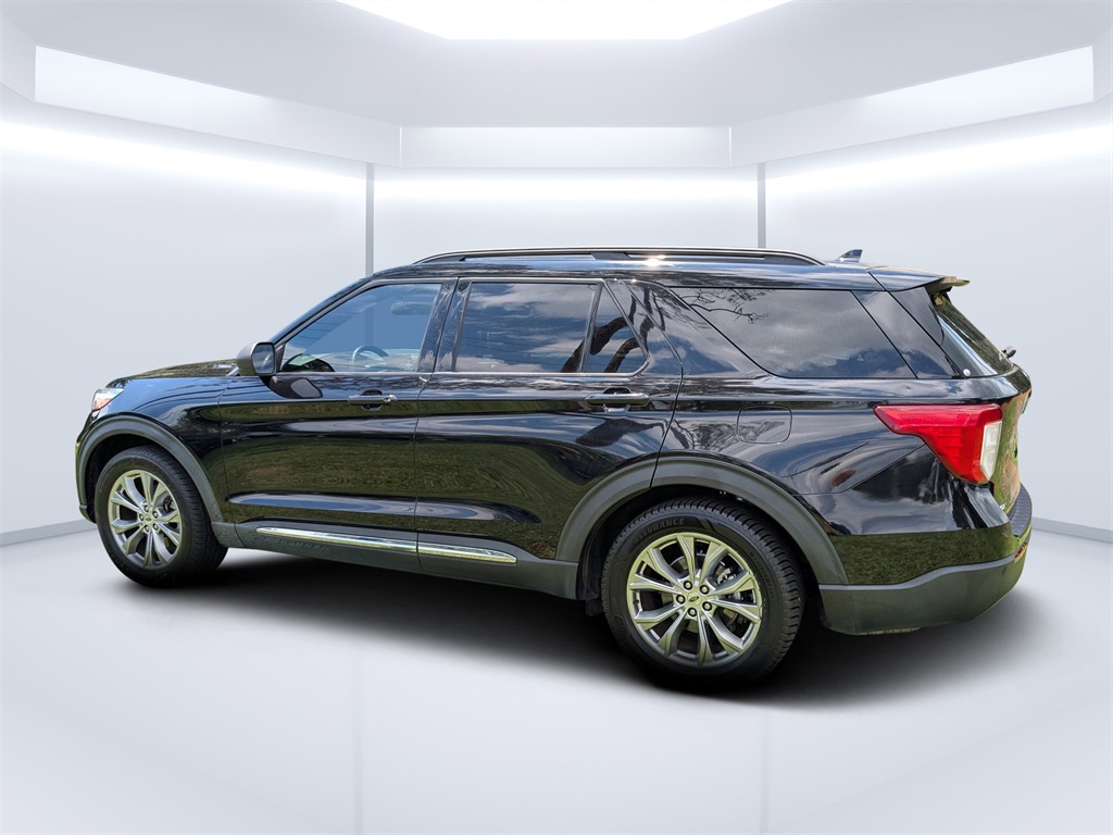 2020 Ford Explorer XLT photo 4
