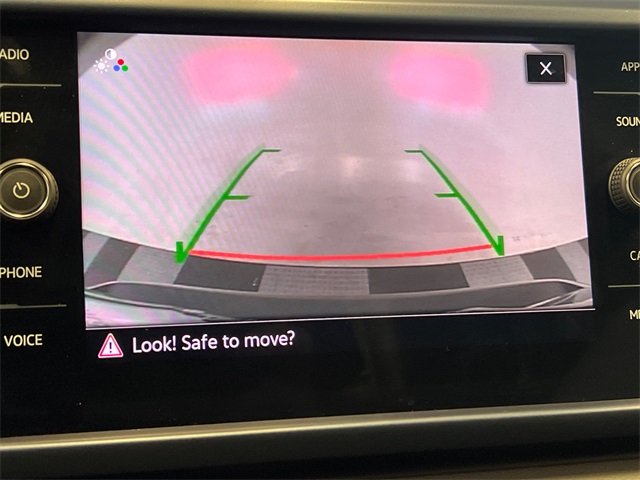 2022 Volkswagen Taos SE photo 22