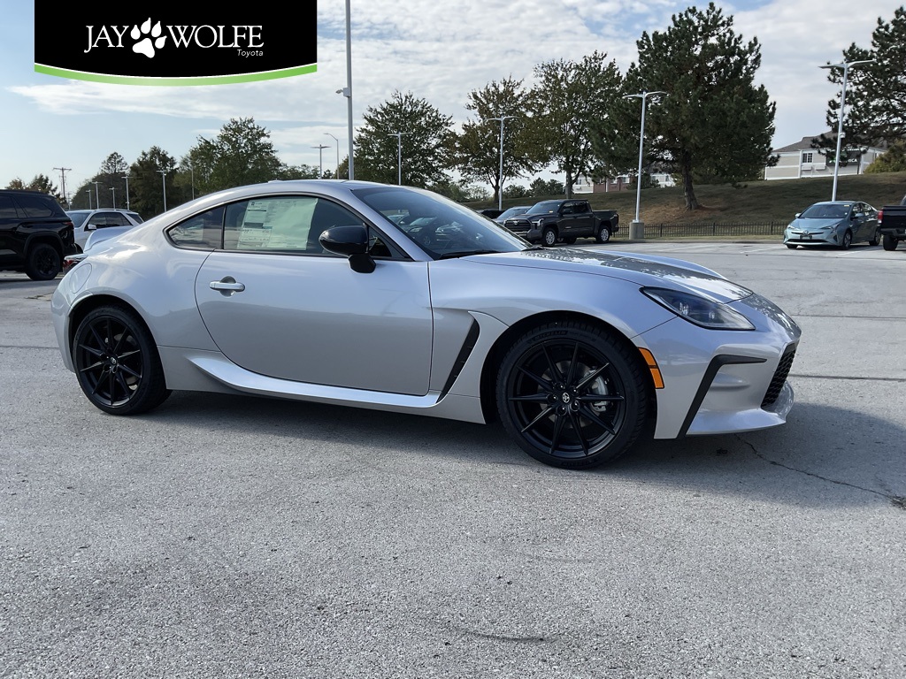 2025 Toyota GR86 Premium's photo