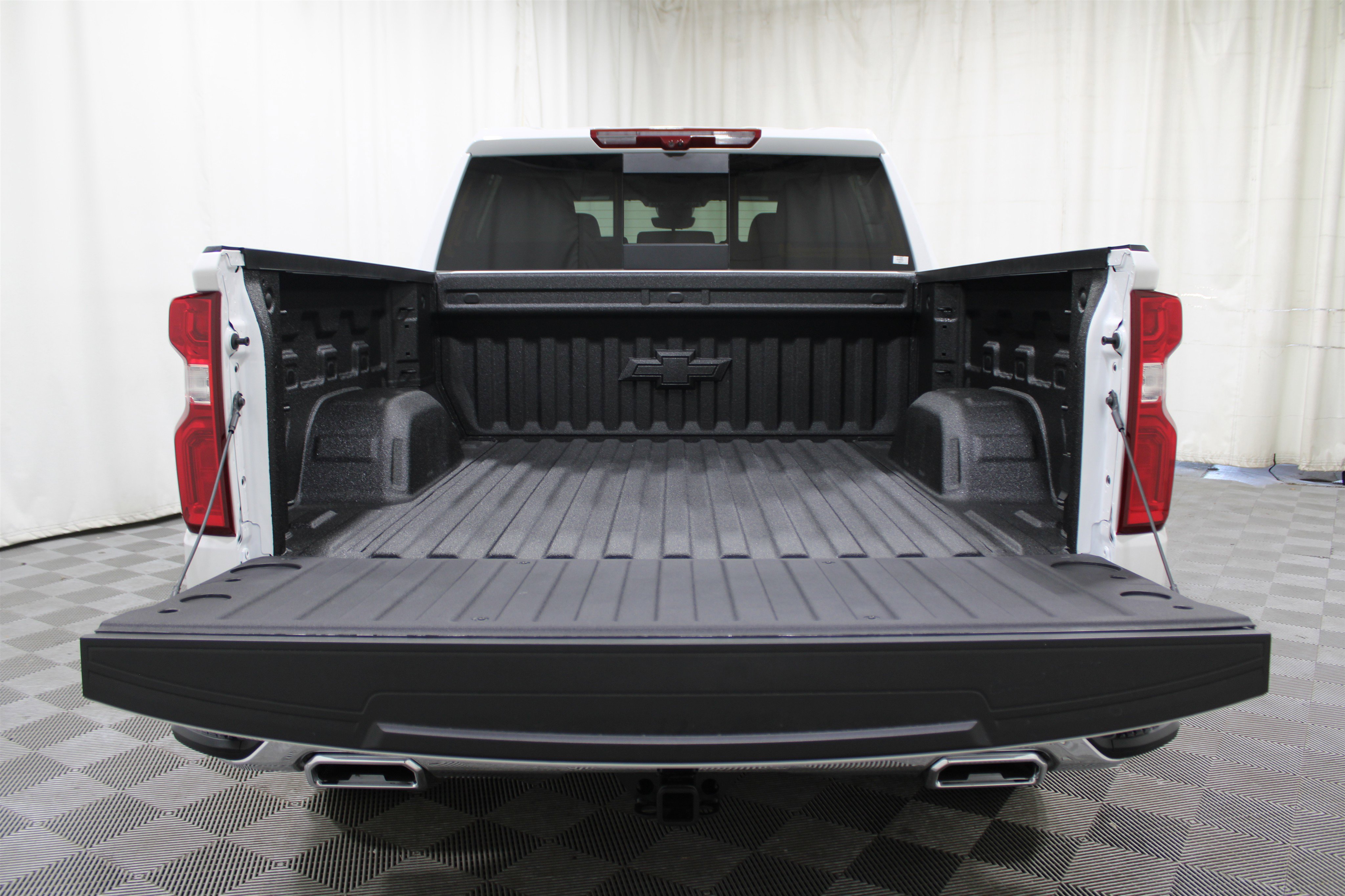 2026 Chevrolet Silverado 1500 LTZ photo 15