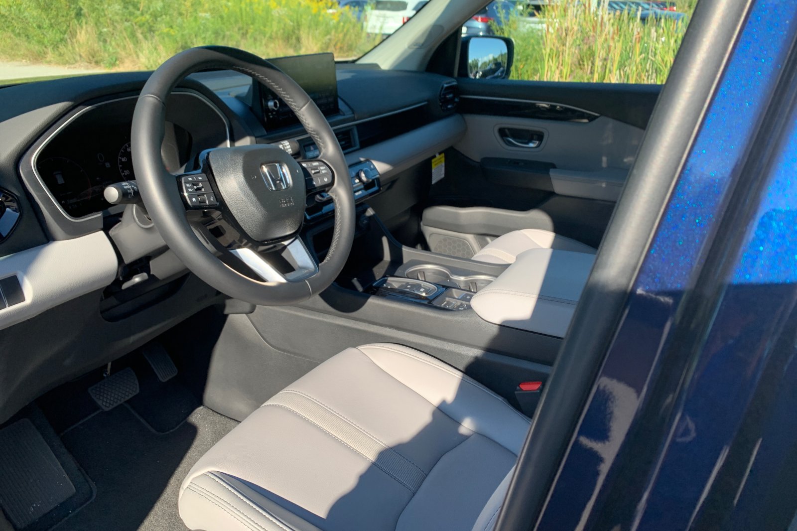 2025 Honda Pilot Touring photo 8