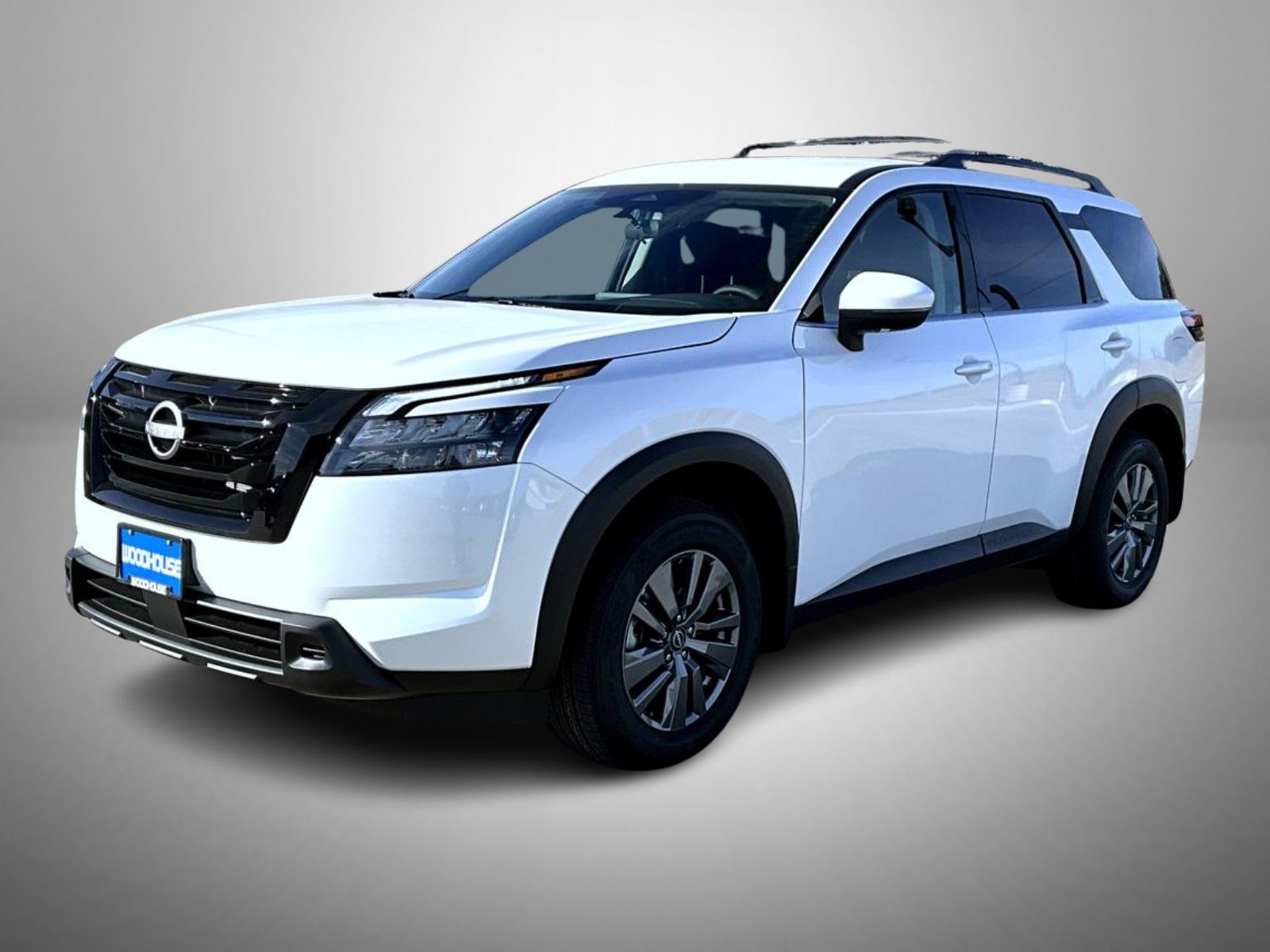 2025 Nissan Pathfinder SV's photo