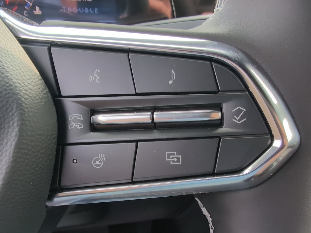 2026 Chevrolet Traverse photo 19