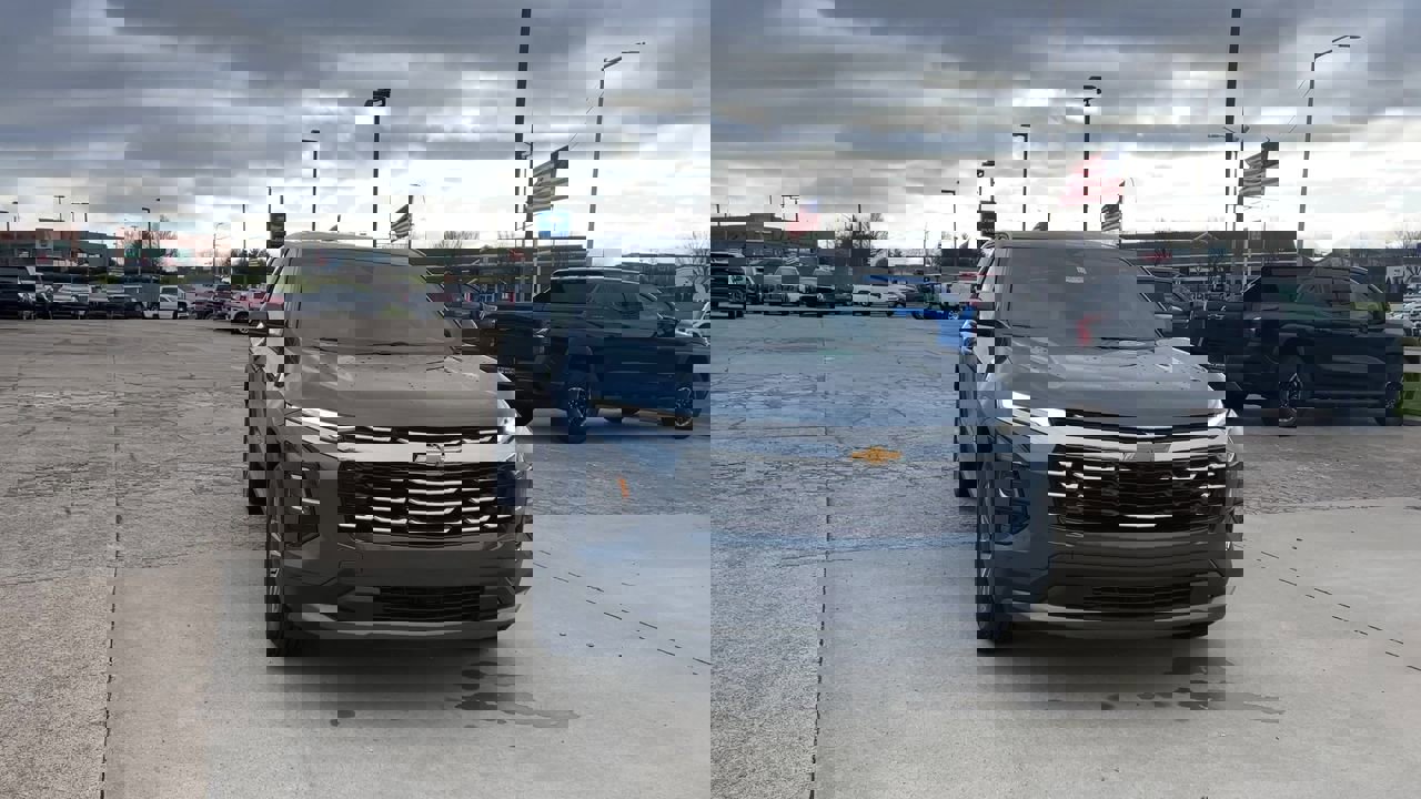 2026 Chevrolet Equinox LT photo 3