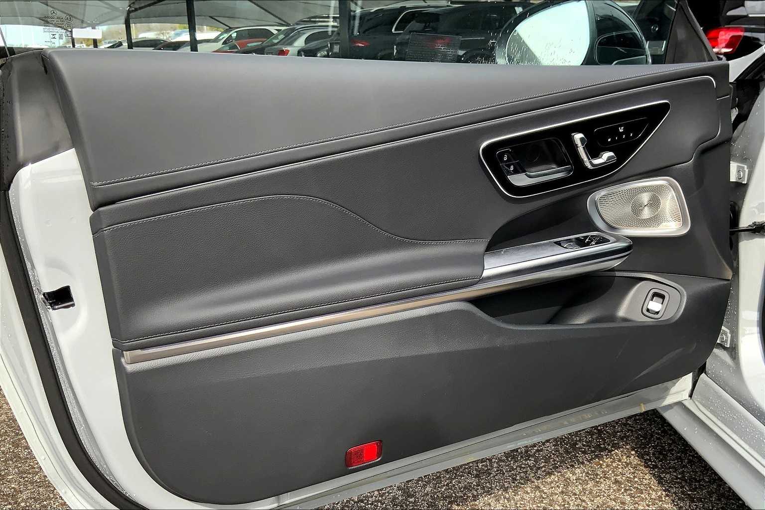 2025 Mercedes Benz CLE 300 4MATIC Coupe photo 13