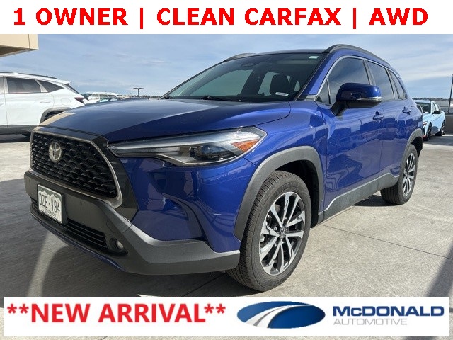 2023 Toyota Corolla Cross XLE's photo