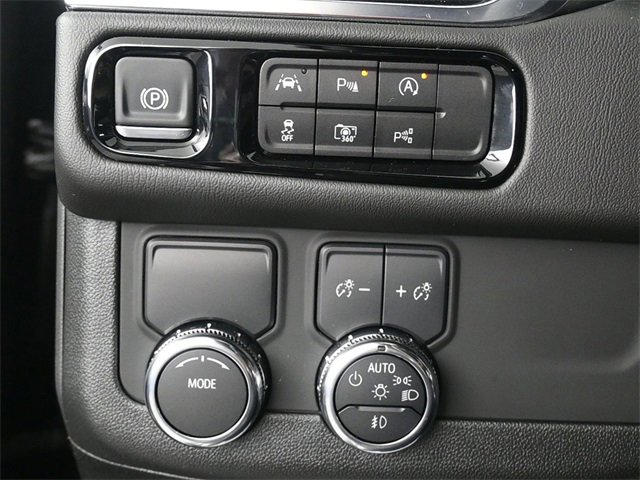 2025 Gmc Yukon XL Denali photo 11
